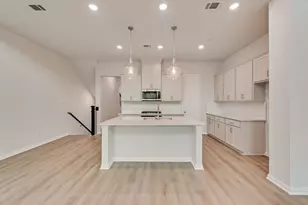 8095 Challenger Ln, Frisco, TX 75034 - Photo 3