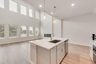 8095 Challenger Ln, Frisco, TX 75034 - Photo 5