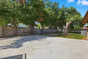 6908 Wilton Dr, Fort Worth, TX 76133 - Photo 31