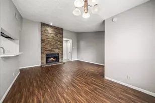 1909 Cloisters Dr, Arlington, TX 76011 - Photo 7