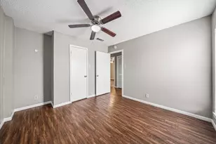 1909 Cloisters Dr, Arlington, TX 76011 - Photo 9