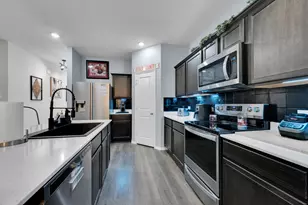 1200 Fairbanks Dr, Ennis, TX 75119 - Photo 7