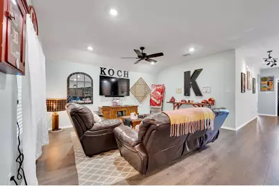 1200 Fairbanks Drive, Ennis, TX 75119 - Photo 11