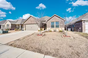 1200 Fairbanks Dr, Ennis, TX 75119 - Photo 1