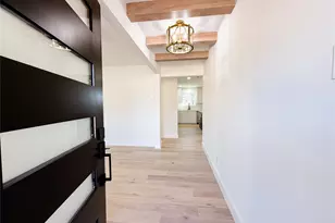 1004 Timbercreek Dr, Lewisville, TX 75067 - Photo 5