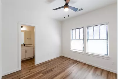 1139 Kings Highway #104, Dallas, TX 75208 - Photo 13