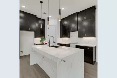 1651 E Overton Street, Dallas, TX 75216 - Photo 7