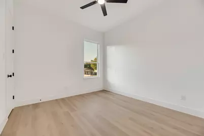 1651 E Overton Street, Dallas, TX 75216 - Photo 15