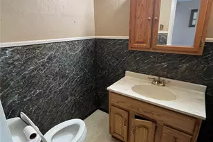 1103 W 11th St, McGregor, TX 76657 - Photo 15