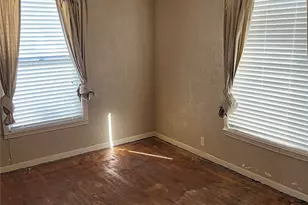 1103 W 11th St, McGregor, TX 76657 - Photo 11