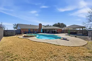2721 Country Spring Rd, Lorena, TX 76655 - Photo 27