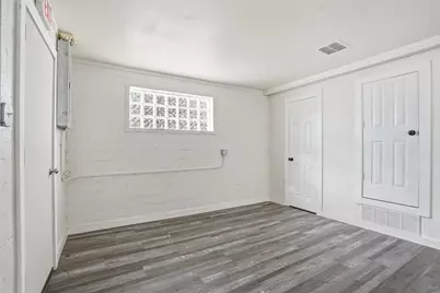 129 N Magnolia Street, Crowley, TX 76036 - Photo 21