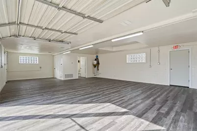 129 N Magnolia Street, Crowley, TX 76036 - Photo 17