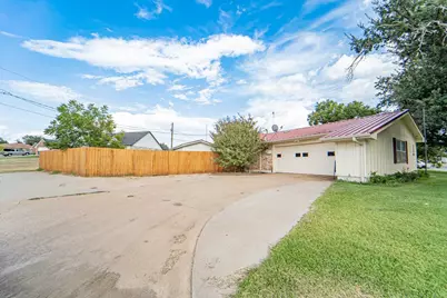 2410 Sha Lane, Breckenridge, TX 76424 - Photo 3