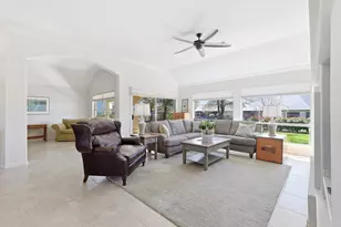 10917 Southerland Dr, Denton, TX 76207 - Photo 5