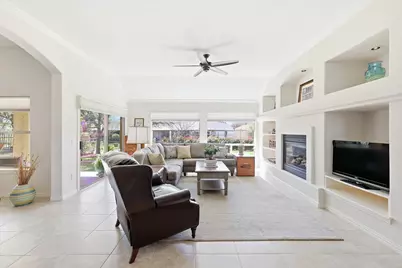 10917 Southerland Drive, Denton, TX 76207 - Photo 5