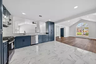 607 Rawlins Dr, Lancaster, TX 75146 - Photo 11