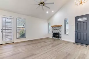 3703 Verlaine Dr, Carrollton, TX 75007 - Photo 5