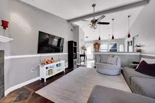 1429 Spring Willow Dr, Arlington, TX 76018 - Photo 9