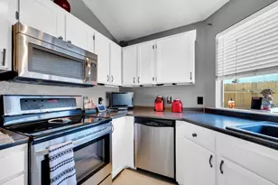 1429 Spring Willow Dr, Arlington, TX 76018 - Photo 7