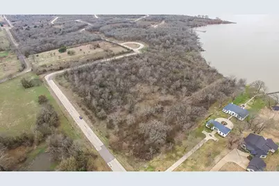 8615 Southern Shore Court, Kemp, TX 75143 - Photo 7