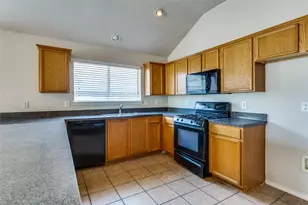 5608 Seafield Ln, Fort Worth, TX 76135 - Photo 5