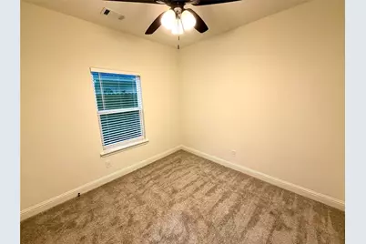 1124 S Hazelwood Street, Sherman, TX 75090 - Photo 9