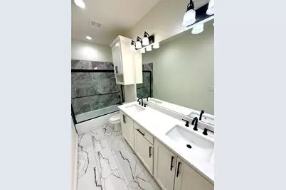 1124 S Hazelwood Street, Sherman, TX 75090 - Photo 17