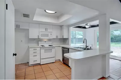 307 Lone Oak Circle, Euless, TX 76039 - Photo 25