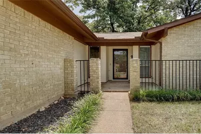 307 Lone Oak Circle, Euless, TX 76039 - Photo 21