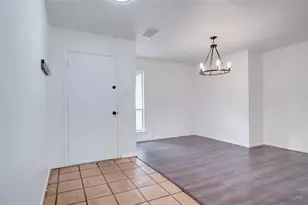 307 Lone Oak Cir, Euless, TX 76039 - Photo 17