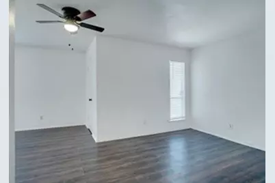 307 Lone Oak Circle, Euless, TX 76039 - Photo 3