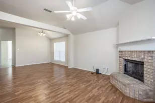 3511 Austin St, Gainesville, TX 76240 - Photo 3