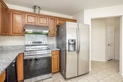 3511 Austin Street, Gainesville, TX 76240 - Photo 7