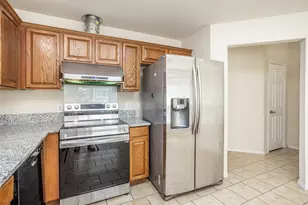 3511 Austin St, Gainesville, TX 76240 - Photo 7