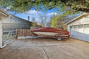 6013 Robin Dr, Watauga, TX 76148 - Photo 29
