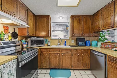 6013 Robin Drive, Watauga, TX 76148 - Photo 15