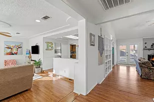 6013 Robin Dr, Watauga, TX 76148 - Photo 5