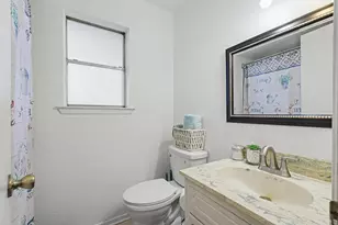 6013 Robin Dr, Watauga, TX 76148 - Photo 17