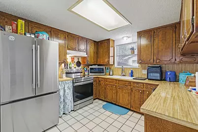 6013 Robin Drive, Watauga, TX 76148 - Photo 13