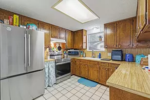 6013 Robin Dr, Watauga, TX 76148 - Photo 13