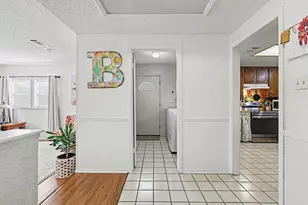 6013 Robin Dr, Watauga, TX 76148 - Photo 11