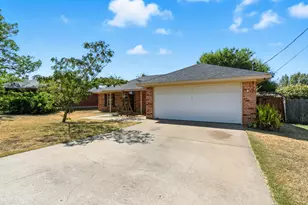 1221 Elmira St, Weatherford, TX 76086 - Photo 3