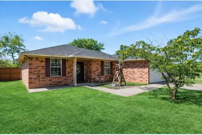 1221 Elmira Street, Weatherford, TX 76086 - Photo 1
