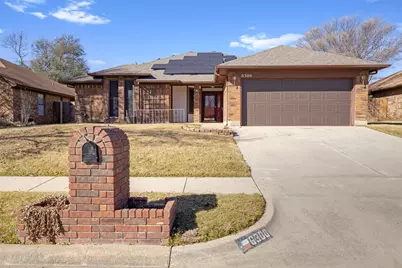 6300 Aires Drive, Arlington, TX 76001 - Photo 1