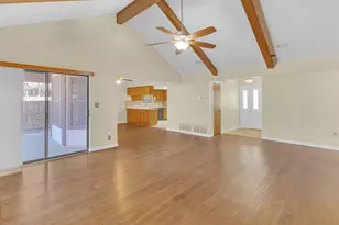 6300 Aires Dr, Arlington, TX 76001 - Photo 3