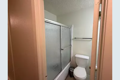 309 W Cober Drive, Grand Prairie, TX 75051 - Photo 5