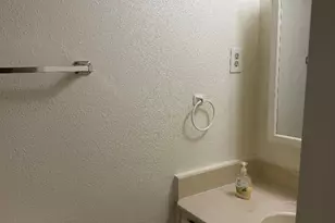 309 W Cober Dr, Grand Prairie, TX 75051 - Photo 9