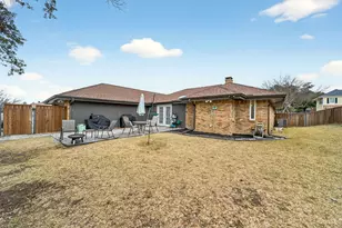 1405 Sun Valley Dr, Garland, TX 75043 - Photo 39