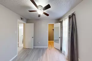 12484 Abrams Rd, Dallas, TX 75243 - Photo 19